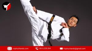Võ phục taekwondo màu đen là gì