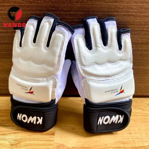 Găng chính hãng Kwon in màu sắc3 găng tay