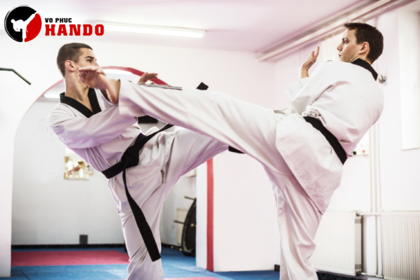 Cách mặc võ phục Taekwondo đúng chuẩn World Taekwondo